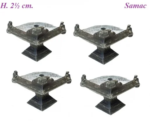 === 4 Klokstel pootjes = samac = oud === 24718