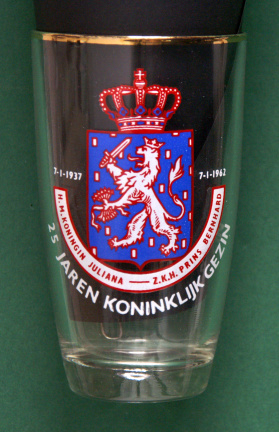 Glas 25 jaren Koninklijk gezin Juliana & Bernhard 1937-1962 - nr. 1