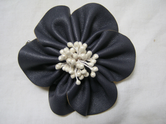 bloemcorsage brohe corsage leer bloem donker paars - Afbeelding 2