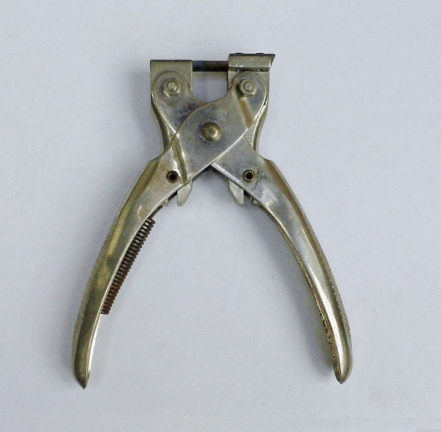 === Klokmakers gereedschap = oud === 34162