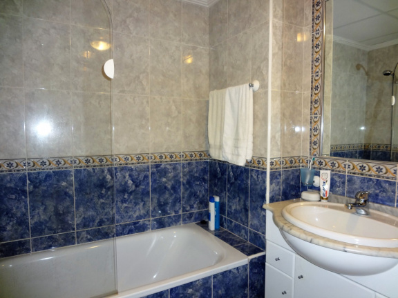 GEZELLIG APPARTEMENT, VRIJ UITZICHT, ALGORFA - Afbeelding 7