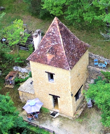 Klein vakantiedomein met 5 accommodaties (evt. groepsvakantie) in toeristische centrum DORDOGNE - Afbeelding 4