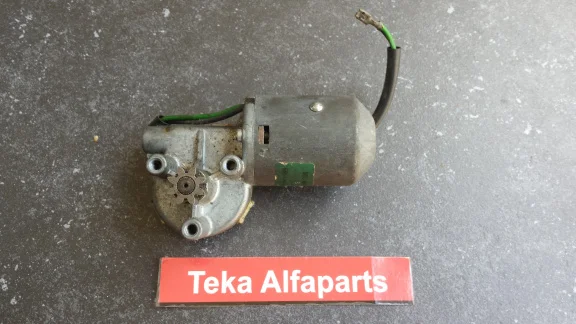 Bosch 0130049006 Stoelversteller Seat Motor USED - nr. 1