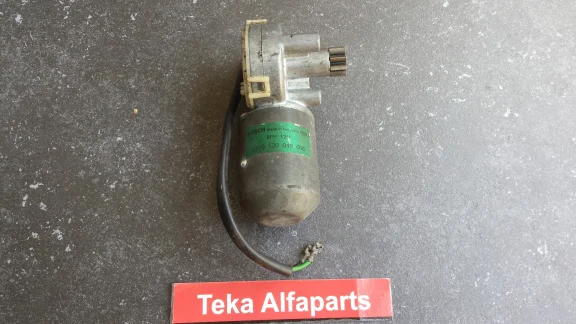 Bosch 0130049006 Stoelversteller Seat Motor USED - Afbeelding 4