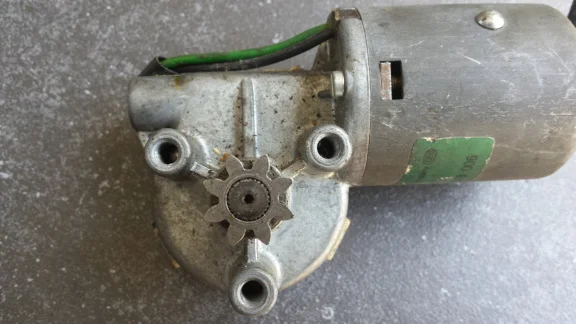 Bosch 0130049006 Stoelversteller Seat Motor USED - Afbeelding 5