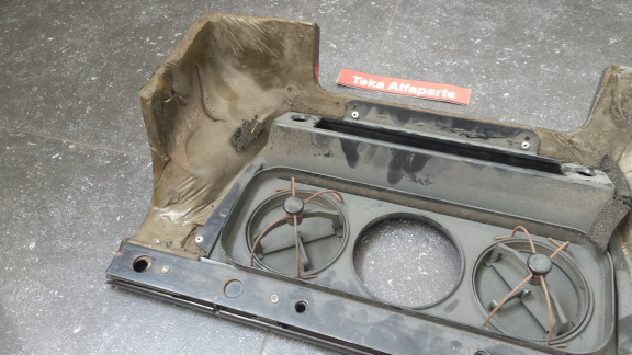 Alfa Romeo Alfetta Sedan Dashboard Console Deel USED - Afbeelding 7