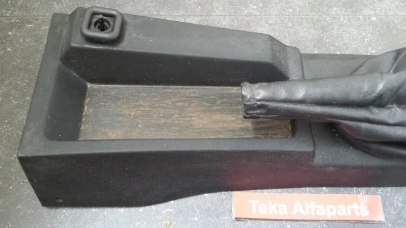 Alfa Romeo Giulietta (?) Console Konsole 113306312600 Used - Afbeelding 2