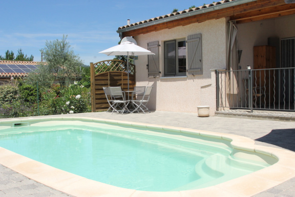 Ardeche: Luxevakantiehuis met privezwembad en airco - Afbeelding 2