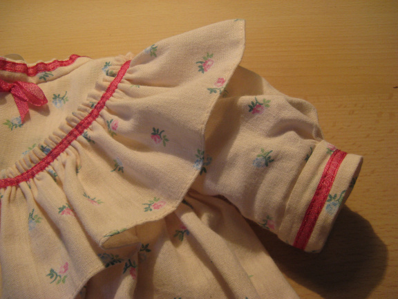 Een vintage poppenkleedje...voor een pop van ca. 50 cm - Afbeelding 3