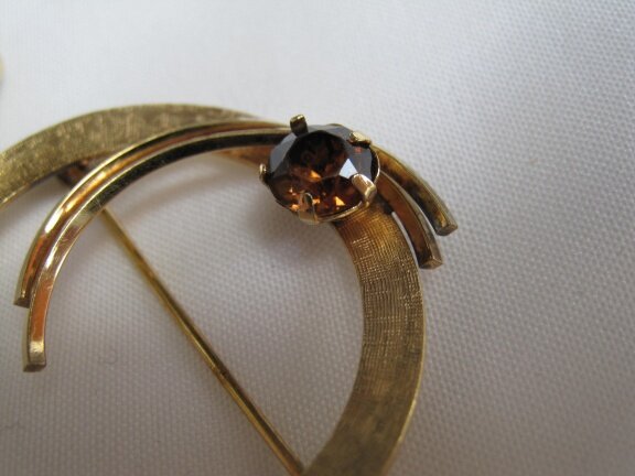 Set van Dell broche en oorbellen verguld 12kGF cognackleurige kristal rijnsteen - Afbeelding 4