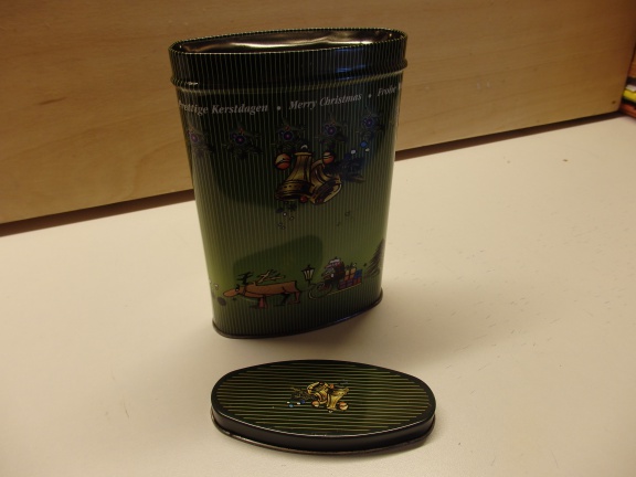 Bewaarblik met Kerstdecoratie. - Afbeelding 2