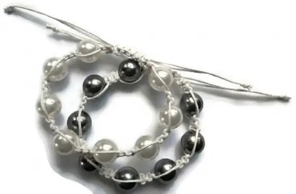 Armbanden set geknoopt grijs en wit dames sieraden - nr. 1