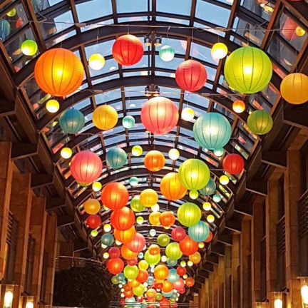 Gekleurde lampionnen, led lampions, bruiloft decoratie, huwelijk versiering, lampion - Afbeelding 2