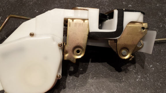 Mitsubishi Galant E50A Deurslot / Car Door Lock / Türschloß / MR137647 / NOS - Afbeelding 7