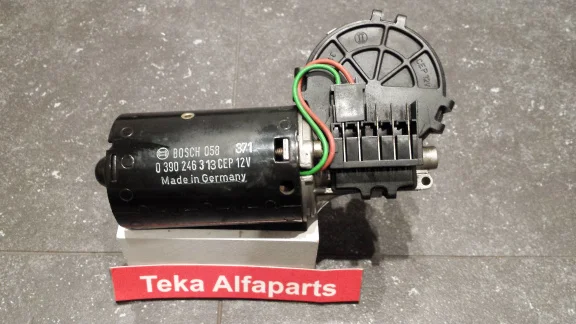 Bosch 0390246313 CEP Volvo 440 Ruitenwissermotor Wischermotor NOS - nr. 1