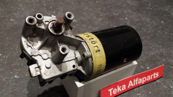 Bosch 0390241109 VW Golf III (93) Ruitenwissermotor NOS Nahentstört - Afbeelding 5