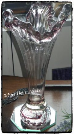 Oud Vaasje~Vaas~Jugendstil~Murano~Paars glas