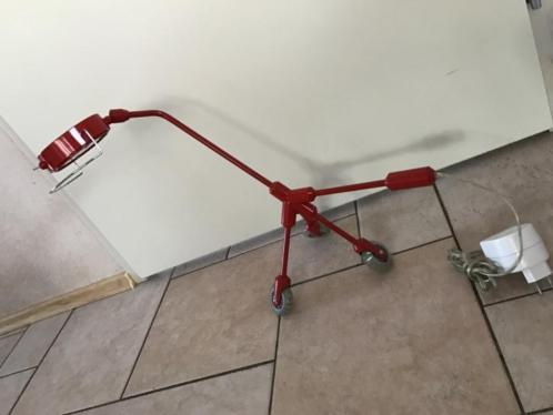 KILA Rode lamp door Harry Allen Ikea op 3 wielen - Afbeelding 7