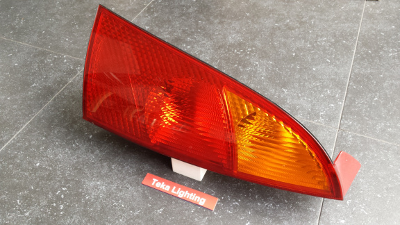 Ford Focus MK1 (98-04) Achterlicht 0374D Rechts NOS - Afbeelding 2