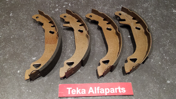 Fiat Tipo (160) (88-95) Set Remschoenen Achter Starbest NOS - nr. 1