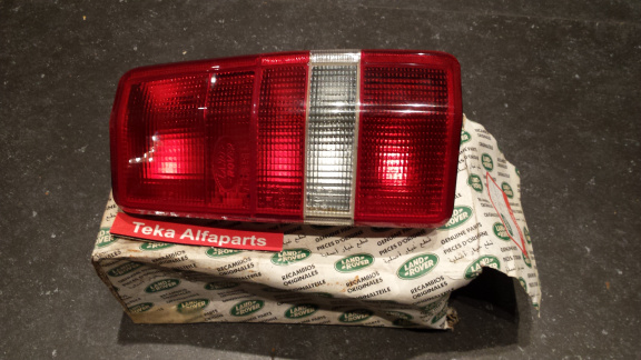 Land Rover Discovery Serie 1 Achterlicht PRC 6476 Rechts NOS - Afbeelding 2