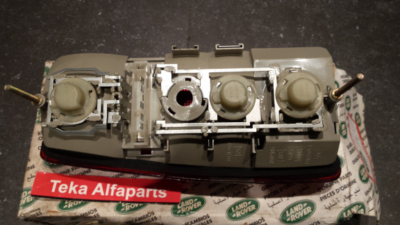 Land Rover Discovery Serie 1 Achterlicht PRC 6476 Rechts NOS - Afbeelding 4
