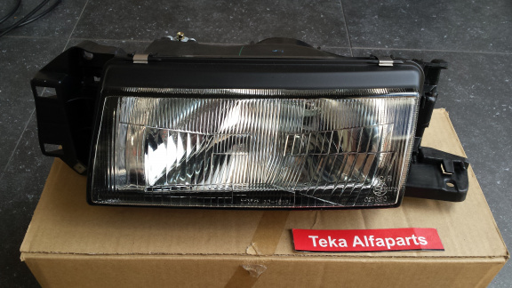 Mazda 323 BG Koplamp TYC 20-1613L Links H4 NOS - nr. 1