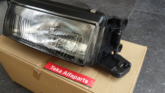Mazda 323 BG Koplamp TYC 20-1613L Links H4 NOS - Afbeelding 4