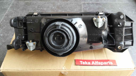 Mazda 323 BG Koplamp TYC 20-1613L Links H4 NOS - Afbeelding 7