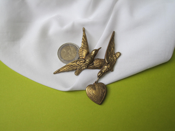Broche medaillon antiek hart aan vogels 7.6x8.8 cm - Afbeelding 3