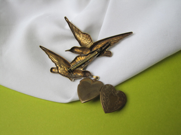 Broche medaillon antiek hart aan vogels 7.6x8.8 cm - Afbeelding 5