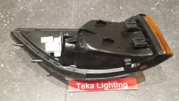 Mitsubishi Lancer (88-94) Colt (88-92) Knipperlicht Depo 01-214-1518 L NOS - Afbeelding 5