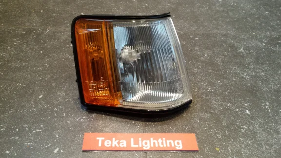Mitsubishi Galant 84-88 Knipperlicht Indicator Stanley 041-0446 Rechts NOS - nr. 1