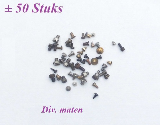 ± 50 Boutjes uit div. uurwerken = =41734