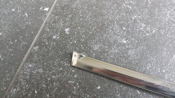 Mitsubishi Montero (88-91) (Pajero) MB395675 Raamlijst Linksboven NOS - Afbeelding 2