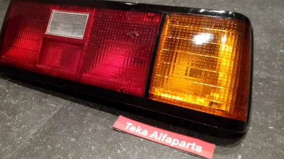 Toyota Corolla 1982 Achterlicht Rechts NOS - Afbeelding 3