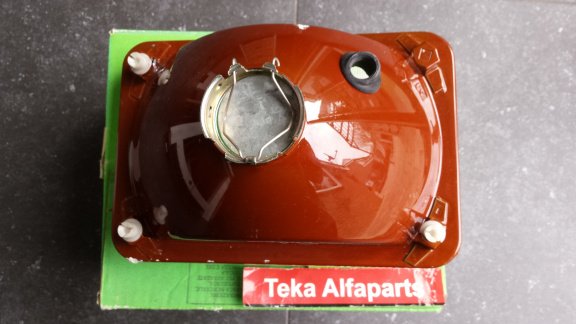 Seat Fura II Koplamp Valeo 061763 Links H4 RHD NOS - Afbeelding 4