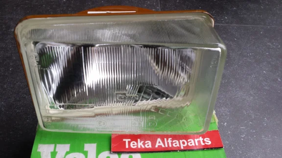 Seat Fura II Koplamp Valeo 061762 Rechts NOS - nr. 1
