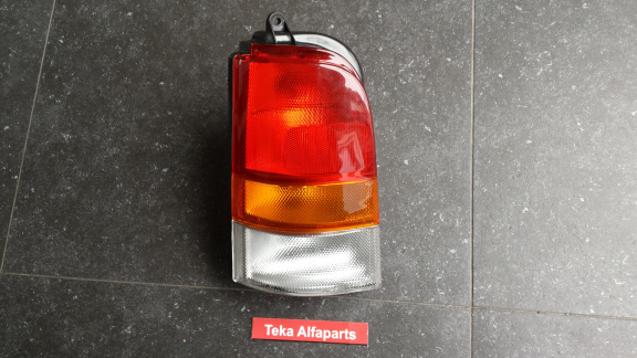 Nissan Sunny Traveller Y10 Break Achterlicht 01-215-1990 Links NOS - nr. 1