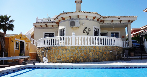 Zonnige vakantievilla in Bigastro, Costa Blanca - nr. 1