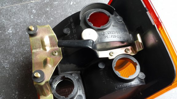 Mitsubishi 三菱グル Galant Super Estate (77-80) (A131) Achterlicht Koito 220-37231 LI NOS - Afbeelding 7
