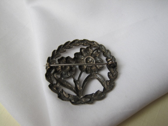Broche antiek verzilverd bloemen in krans 3.8 cm - Afbeelding 5