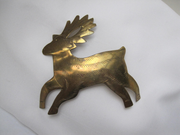 Broche koperen metaal gesiceleerd rendier 8.2x8.0 cm. - Afbeelding 2