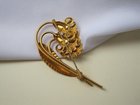 Broche antiek goudkleurig vergulde klokjes bloemen 7.3x3.9 cm - Afbeelding 5