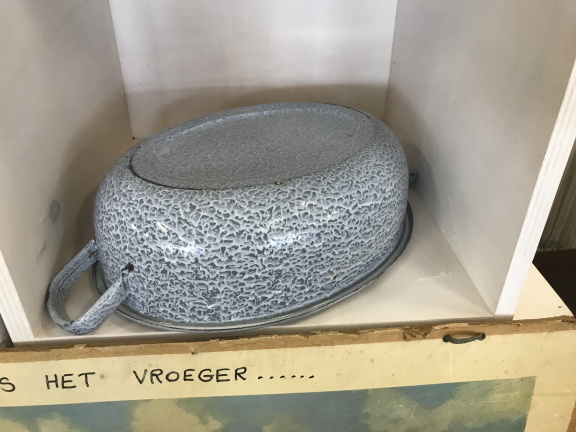 vintage grijsgwolkte schaal met handvatten - Afbeelding 3
