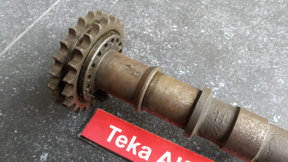 Alfa Romeo Nokkenas Nockenwelle 105200320000 Used - Afbeelding 2