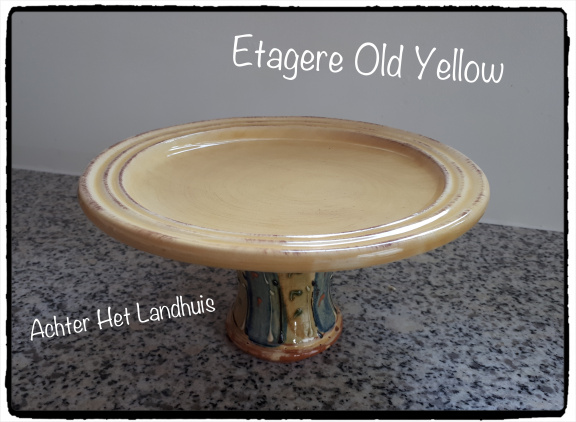 Etagere 1 laags van Serviesdelen/serviesgoed gemaakt "By Cornelia" oud geel bord