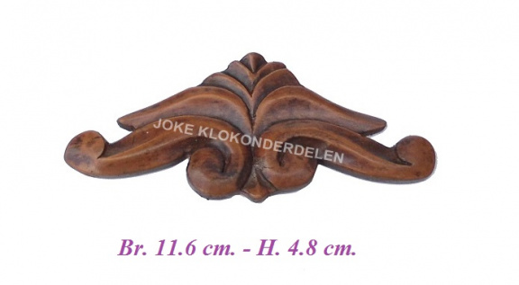 === Klokkast ornament = hout = oud === 38034