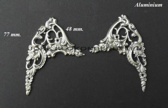 === 2 Klokkast ornamentjes = z.g.a.n. === 37621