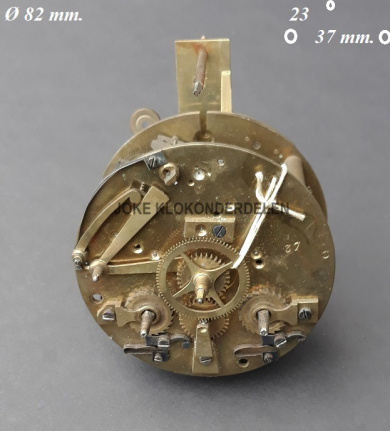 === Pendule uurwerk voor onderdelen = oud === 38453